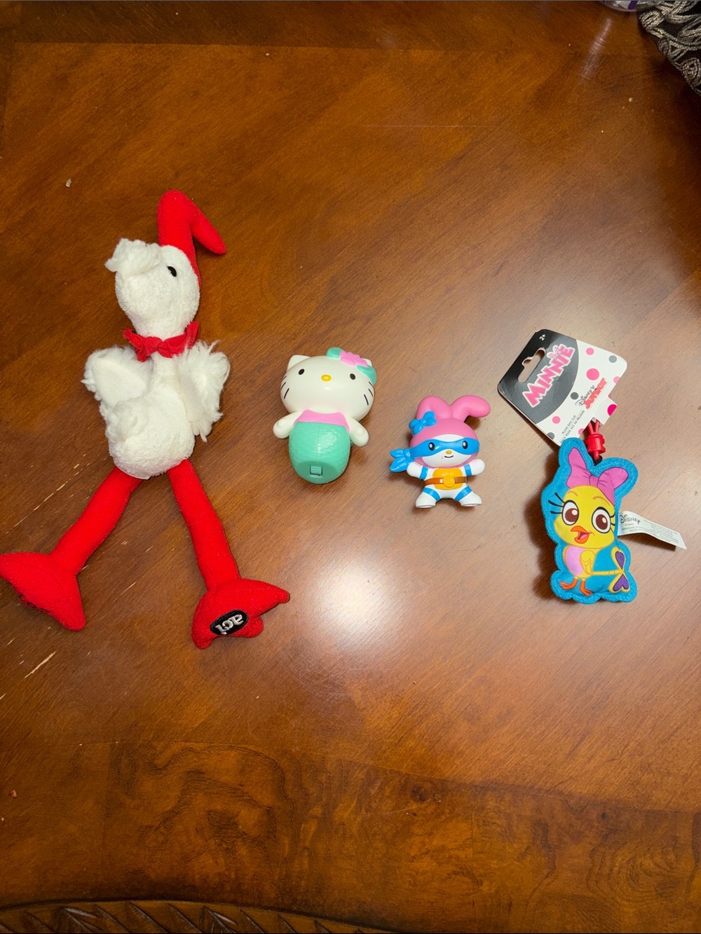 Sanrio Hello Kitty Mint-Tail Figure with Pink Bow and Tweety Keychain